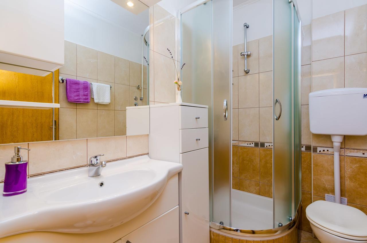 Apartment & Rooms Mazdin Banici Ngoại thất bức ảnh