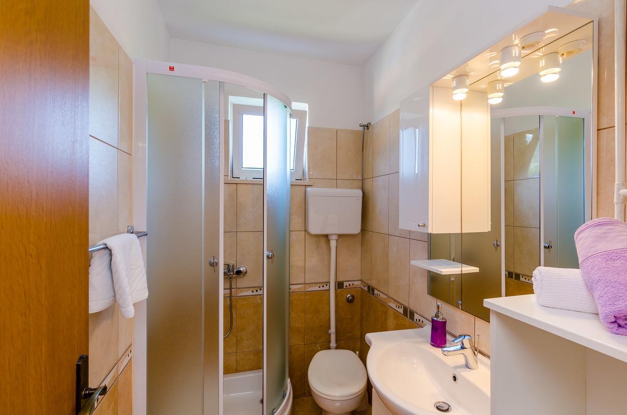 Apartment & Rooms Mazdin Banici Ngoại thất bức ảnh